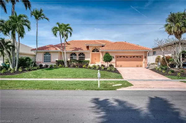 Marco Island, FL 34145,372 Lamplighter DR