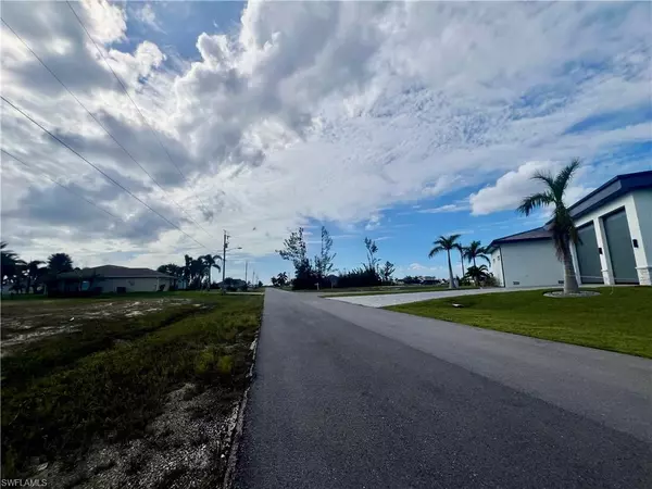 4308 NW 28th ST, Cape Coral, FL 33993