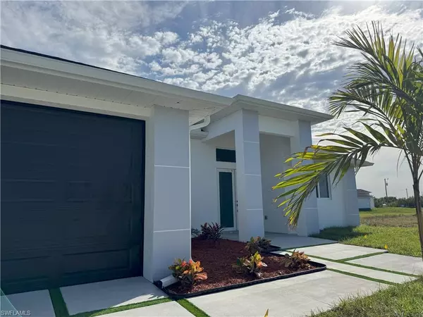 342 Peerless ST, Lehigh Acres, FL 33974