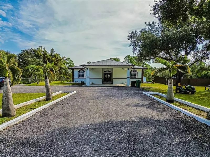 125 S Hacienda ST, Clewiston, FL 33440