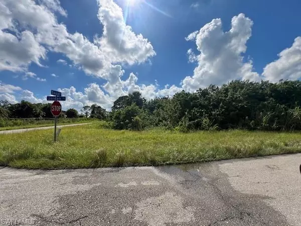 Lehigh Acres, FL 33973,4883 Jordan AVE