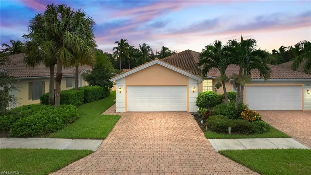 3245 Barbados LN, Naples, FL 34119