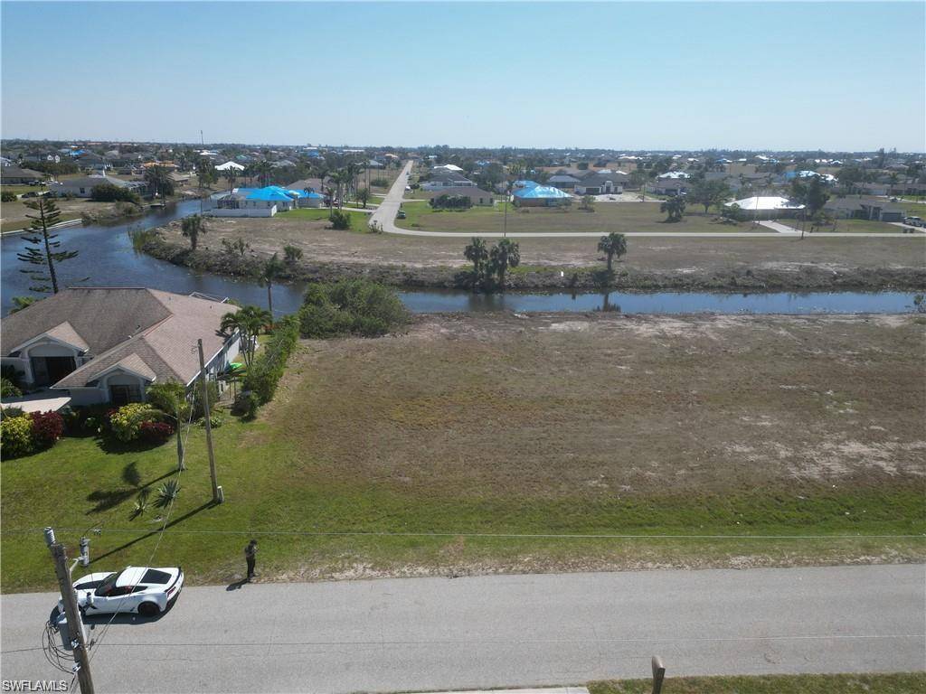 311 NW 24th AVE, Cape Coral, FL 33993