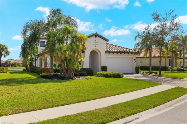 4711 Abaca CIR, Naples, FL 34119