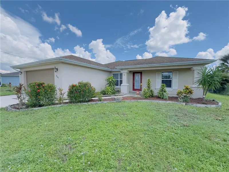 807 Rue Labeau CIR, Fort Myers, FL 33913