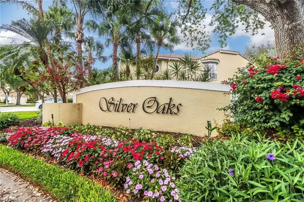 Naples, FL 34119,85 Silver Oaks CIR #6203