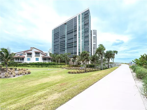 Naples, FL 34103,4651 Gulf Shore BLVD N #805