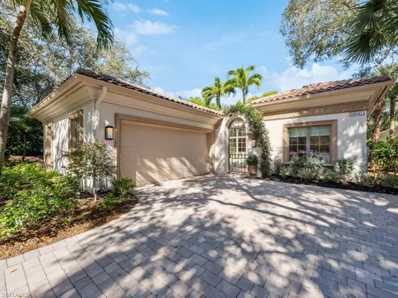 15627 Villoresi WAY, Naples, FL 34110