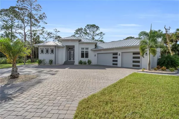 343 9th ST NW, Naples, FL 34120