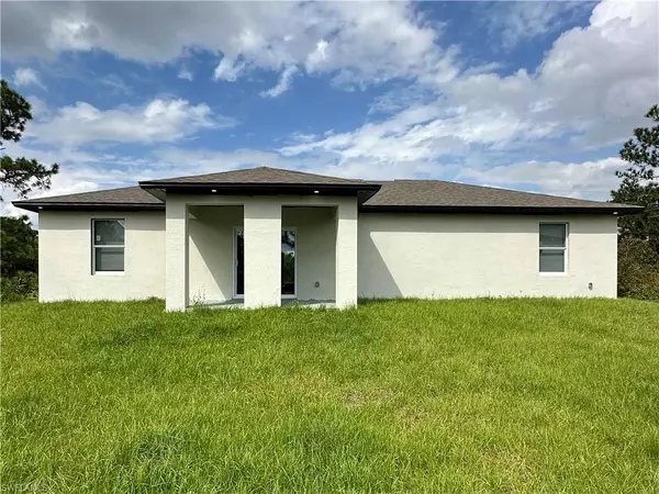 Lehigh Acres, FL 33974,868 Cervantes ST E