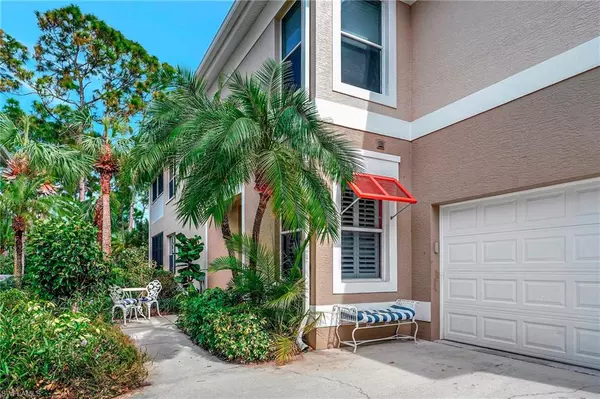 Naples, FL 34110,889 Carrick Bend CIR #1701