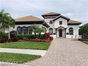 7636 Sussex CT, Naples, FL 34113