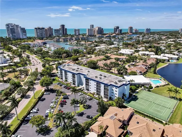 555 Park Shore DR #B-311, Naples, FL 34103
