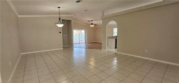 Fort Myers, FL 33912,7615 Cameron CIR