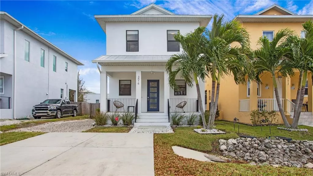 3016 Van Buren AVE, Naples, FL 34112