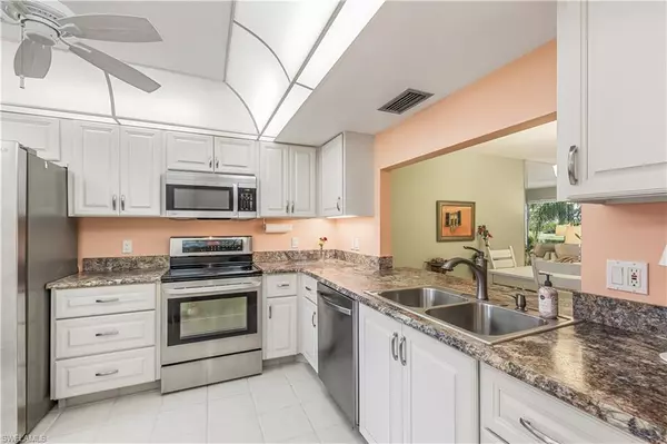 Naples, FL 34105,500 Misty Pines CIR #2-103