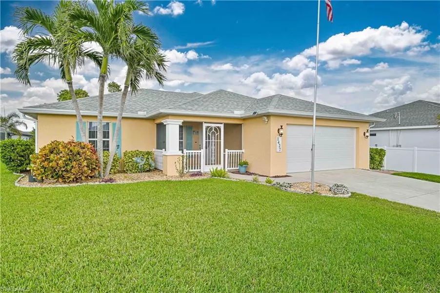 1427 SW 38th TER, Cape Coral, FL 33914