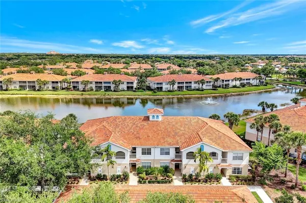 Naples, FL 34109,3027 Horizon LN #2407