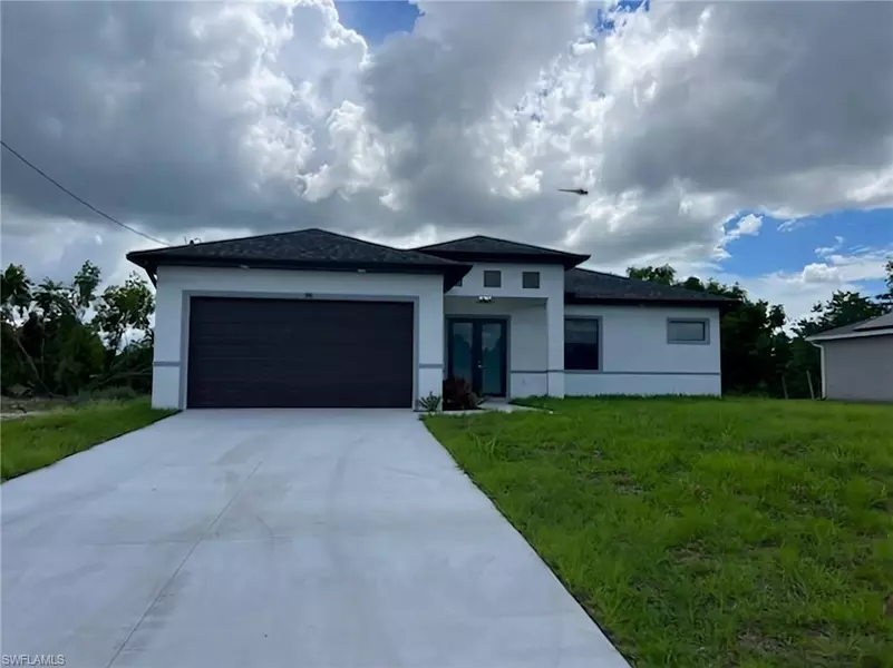 3703 33rd ST SW, Lehigh Acres, FL 33976