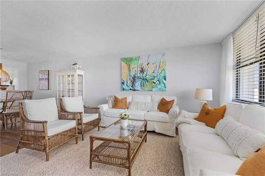 Sanibel, FL 33957,979 E Gulf DR #264