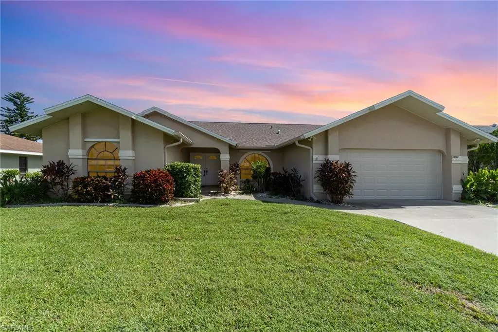 Cape Coral, FL 33990,1901 SE 5th CT