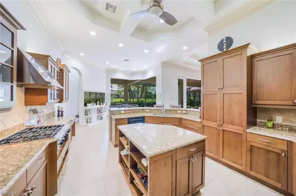 Naples, FL 34119,3124 Strada Bella CT