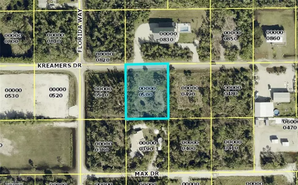 7085 Kreamers DR, Bokeelia, FL 33922