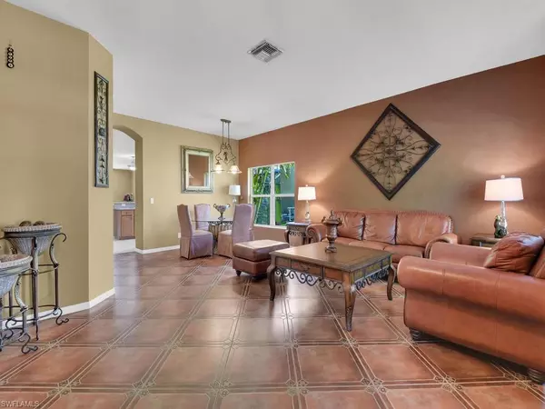 Naples, FL 34120,2739 Orange Grove TRL