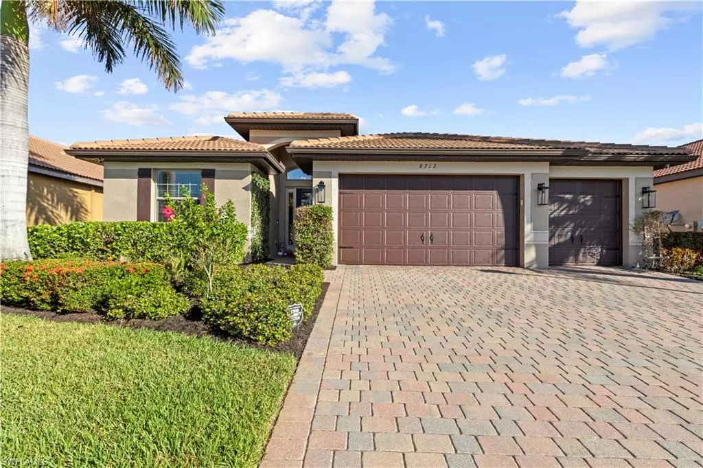 Fort Myers, FL 33908,8712 Westwood Oaks PL