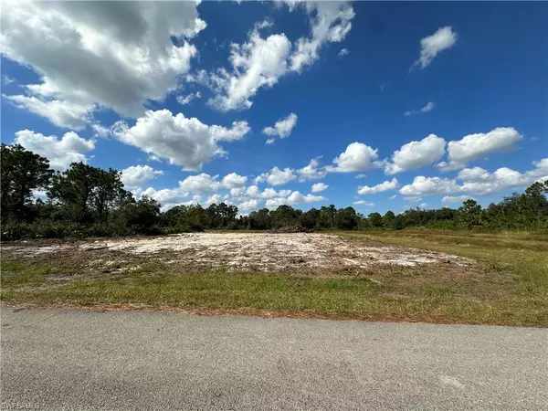 Lehigh Acres, FL 33974,226 Genoa AVE S