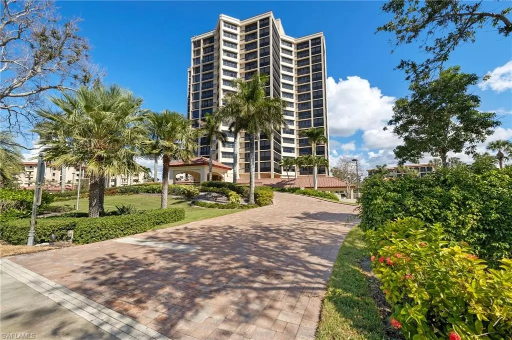 Naples, FL 34108,6000 Pelican Bay BLVD #1202