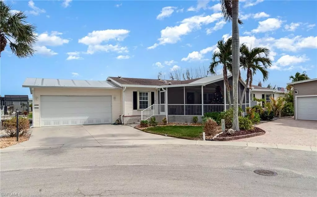 Fort Myers Beach, FL 33931,17911 Eglantine LN