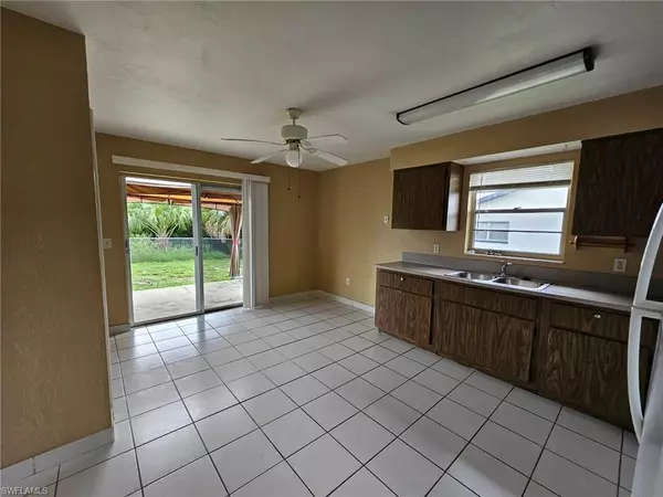 Cape Coral, FL 33914,220 SW 47th TER