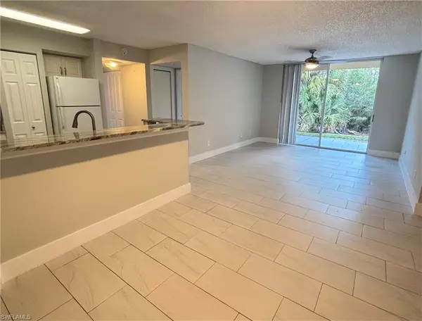 1230 Wildwood Lakes BLVD #104, Naples, FL 34104