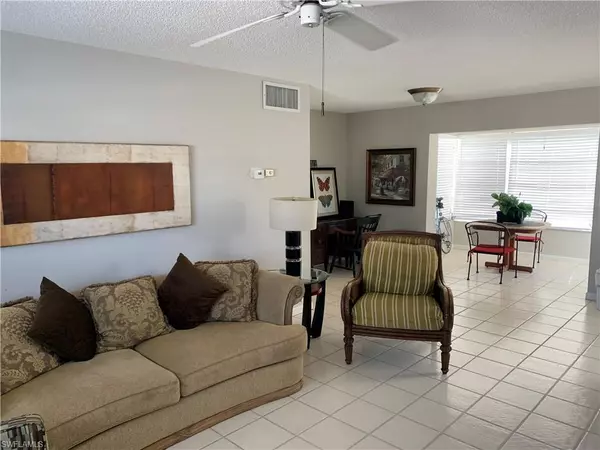 Fort Myers, FL 33919,1514 Edgewater CIR #3A