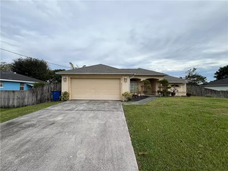 4895 Golfview BLVD, Lehigh Acres, FL 33973