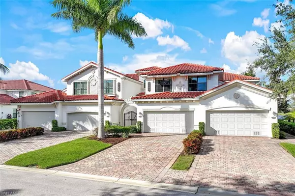 Naples, FL 34114,3165 Aviamar CIR ##202