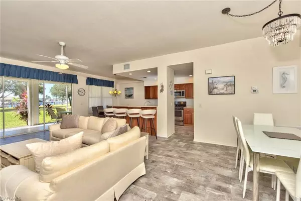 Naples, FL 34114,285 Cays DR #2302