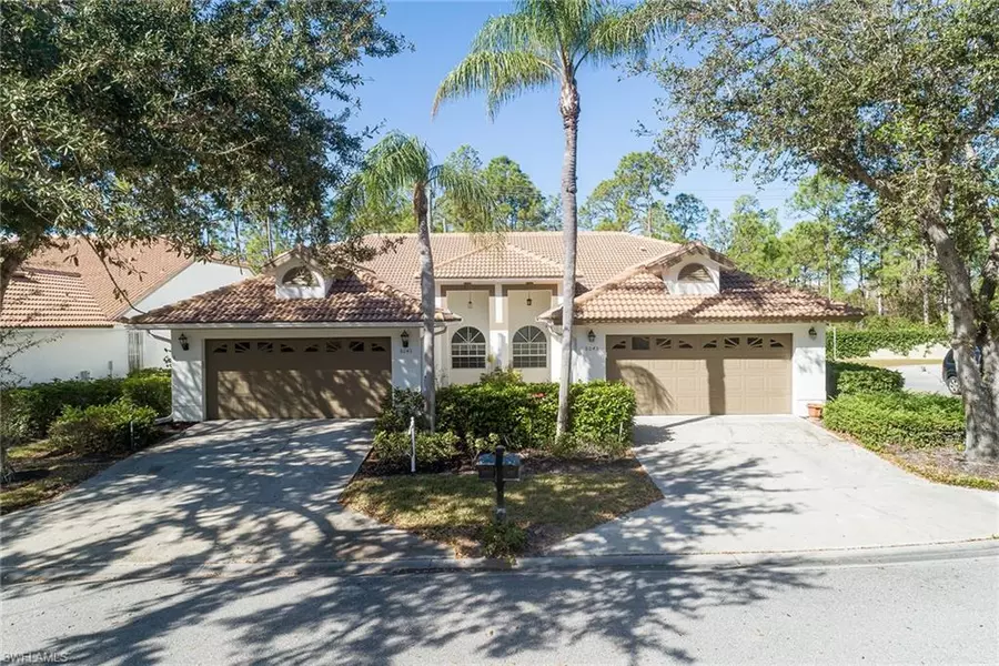 8043 San Vista CIR #10L, Naples, FL 34109