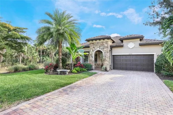 9440 Whooping Crane WAY, Naples, FL 34120