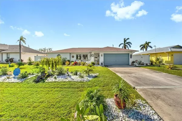 Cape Coral, FL 33990,138 SE 18th TER