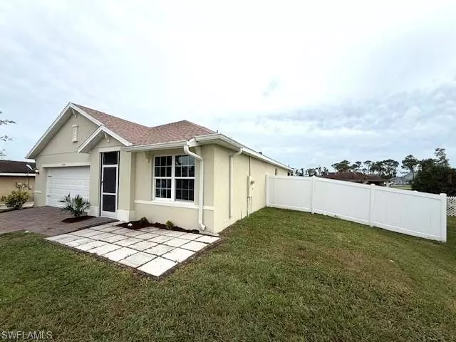 7530 Laurel Valley RD, Fort Myers, FL 33967