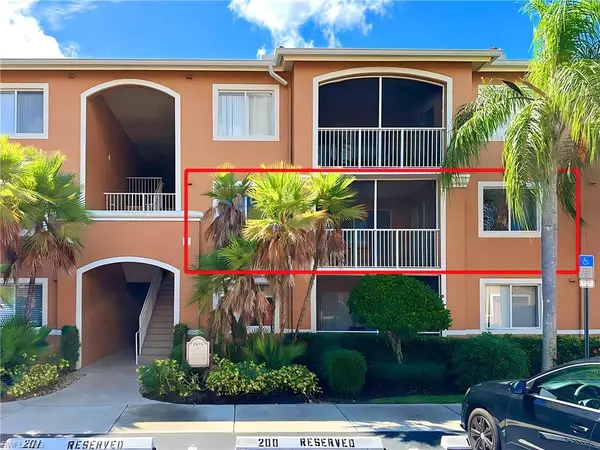 Naples, FL 34112,1835 Florida Club CIR #3205