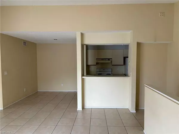 Naples, FL 34104,193 Santa Clara DR #3