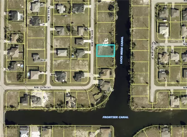 2013 NW 7th AVE, Cape Coral, FL 33993