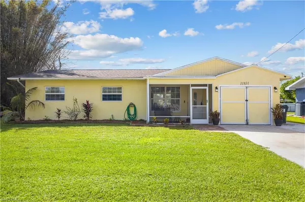 11831 Iona RD, Fort Myers, FL 33908