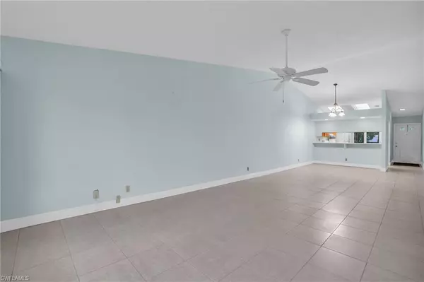 Naples, FL 34112,4230 Jack Frost CT #4402