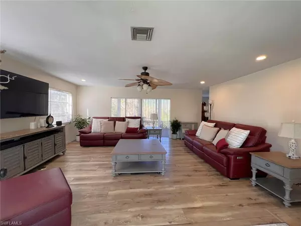 Sanibel, FL 33957,9225 Dimmick DR