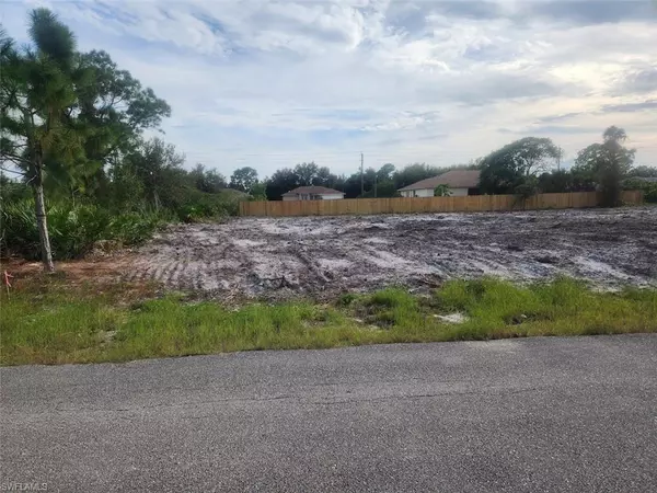 Lehigh Acres, FL 33971,2513 43rd ST W