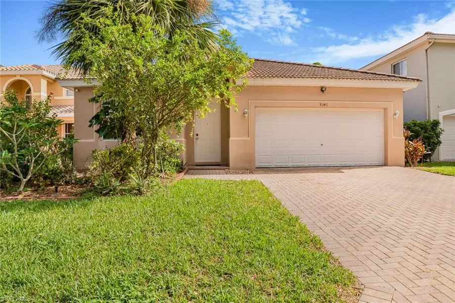 9341 Chestnut Tree LOOP, Fort Myers, FL 33967